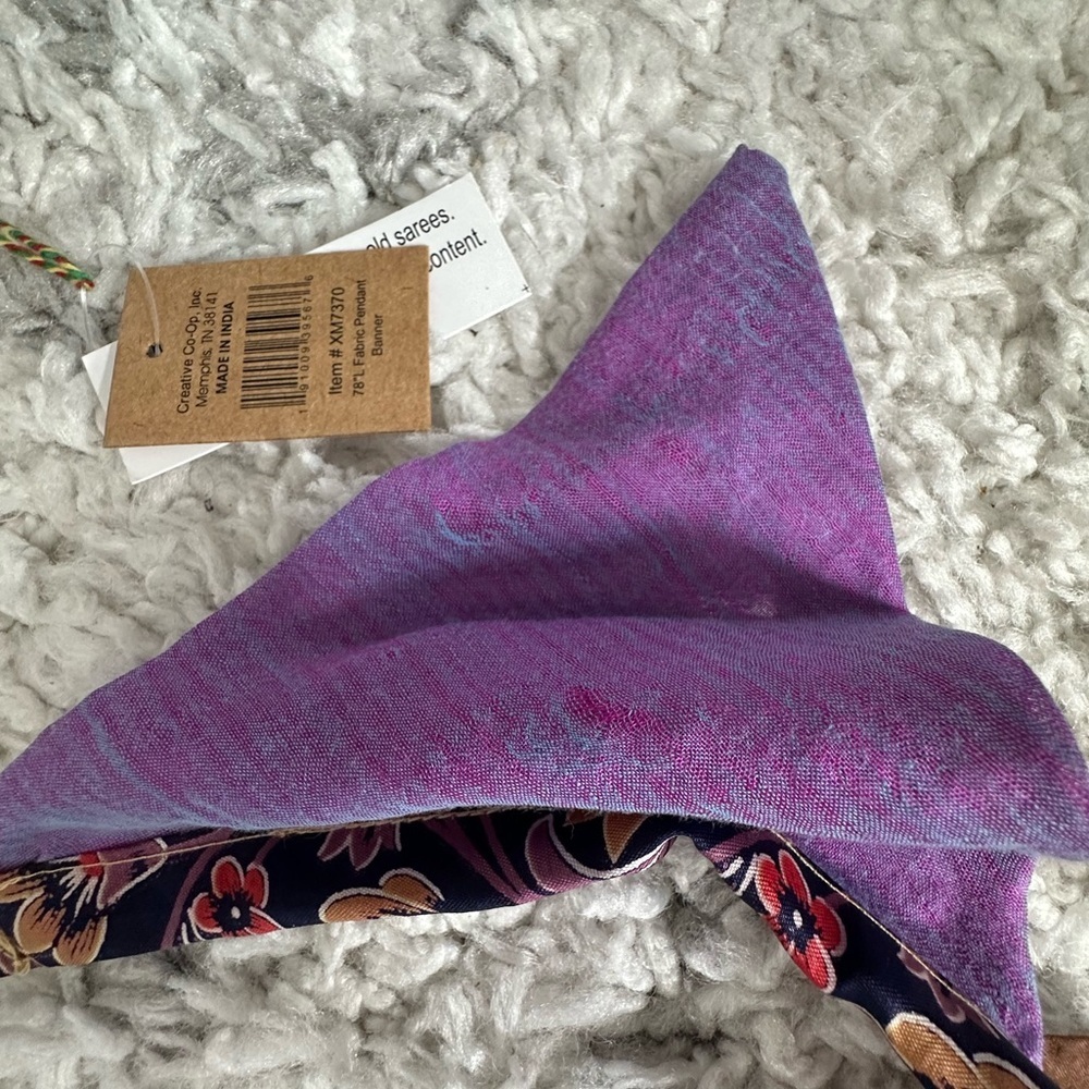 RARE Anthropologie NWT Recycled Pennant Garland - Picture 7 of 16